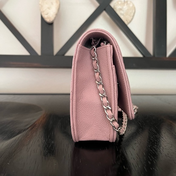 BRAND NEW STUNNING 24p Caviar Pink Wallet On Chain (woc) SHW - Picture 4 of 9